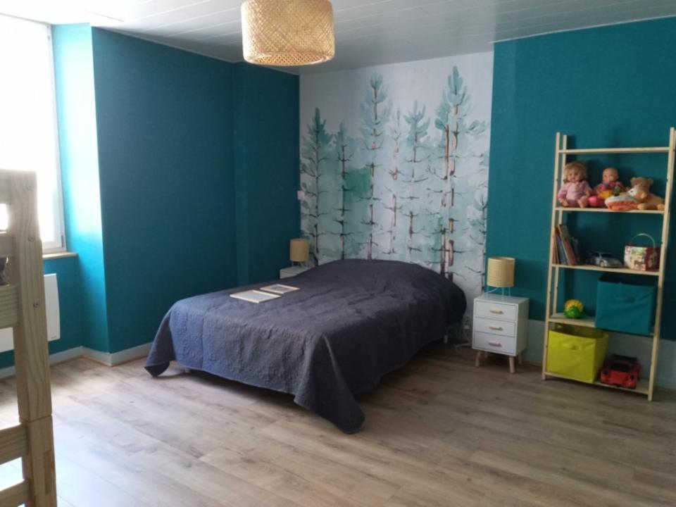 La Petite Ecluse En Bord De Loue Lods